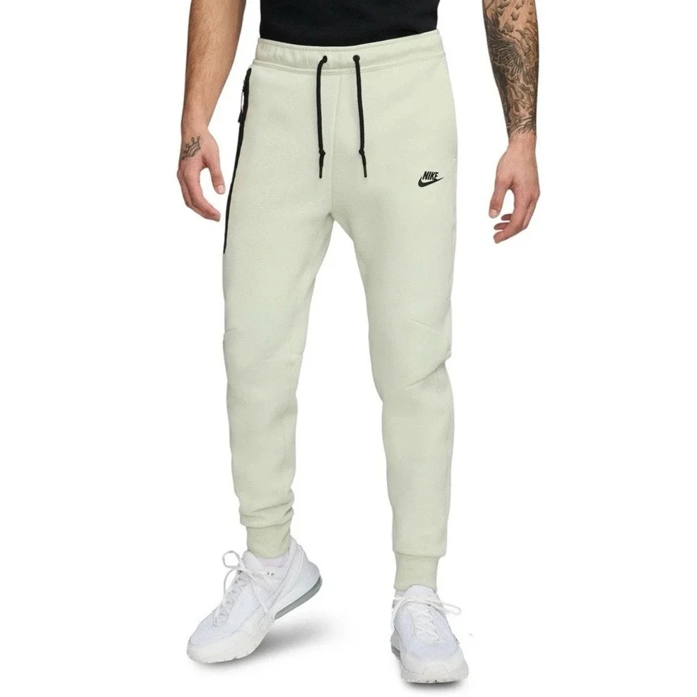 Nike Sportswear Tech Fleece‎ Joggers / Sea Glass Black / Men's Small